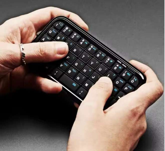 MiniKey Bluetooth Keyboard
